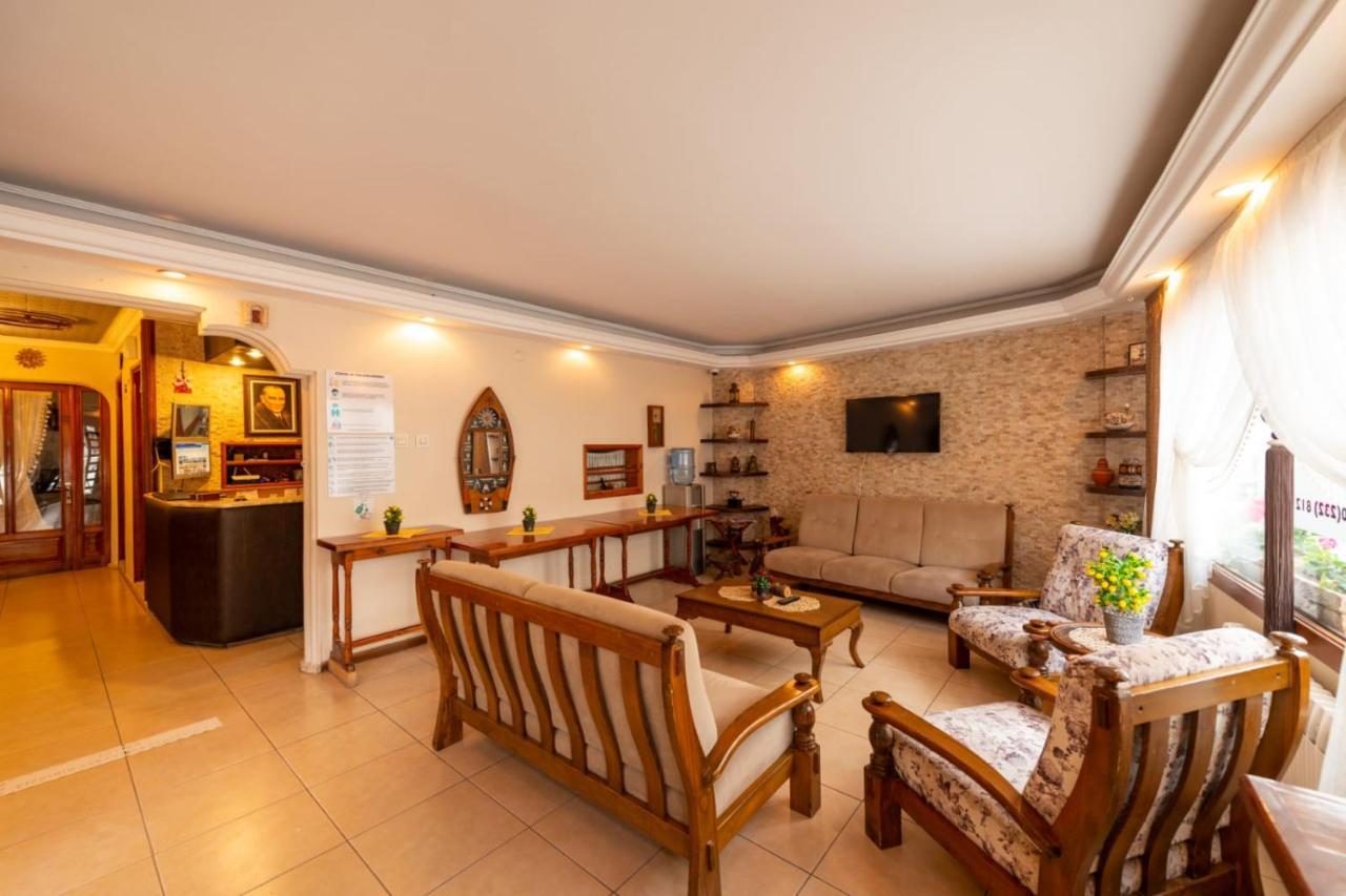 Limon Otel Foça Buitenkant foto